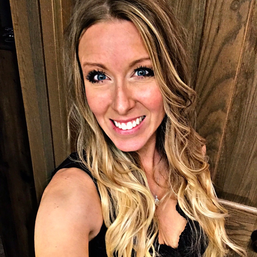 Meet your Posher, Leslie